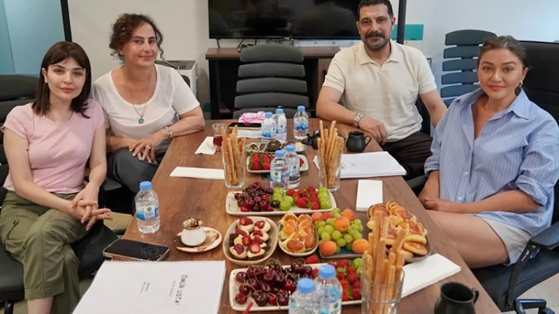 Ömür Usta Canlı izle