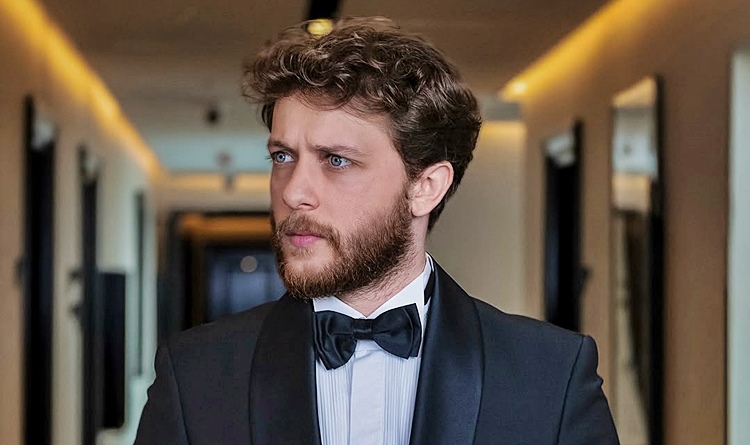 Uzak Şehir Dizisi Engin (Mehmet Aykaç) Kimdir?